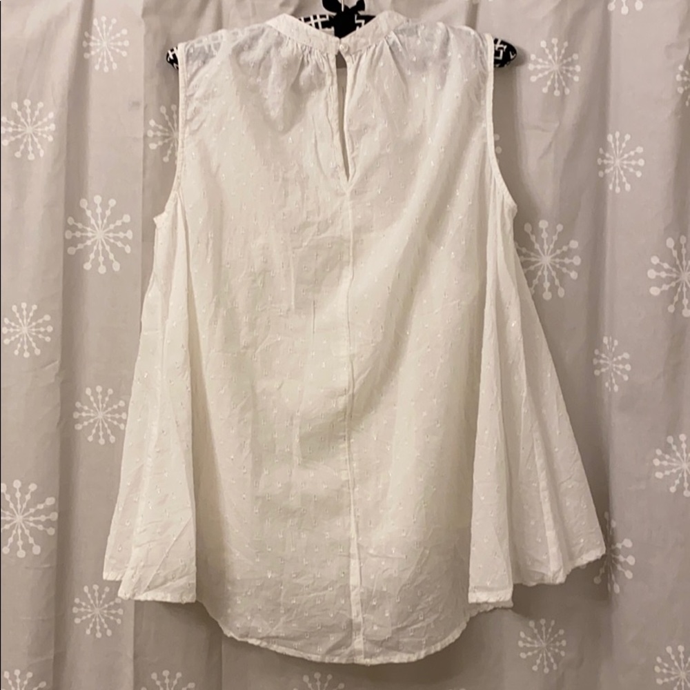 NWOT JACHS Girlfriend sleeves top - Picture 3 of 7